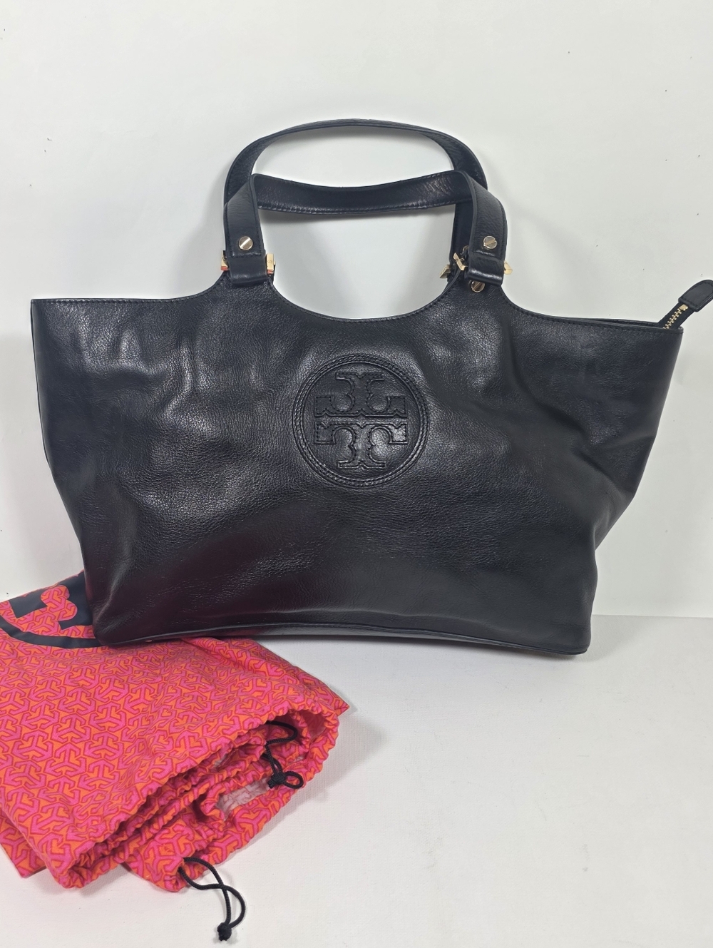 Tory Burch Bombe "All T" East/West Tote purse